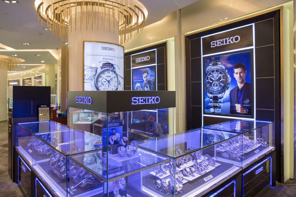 Watch shops 2025 in emporium mall