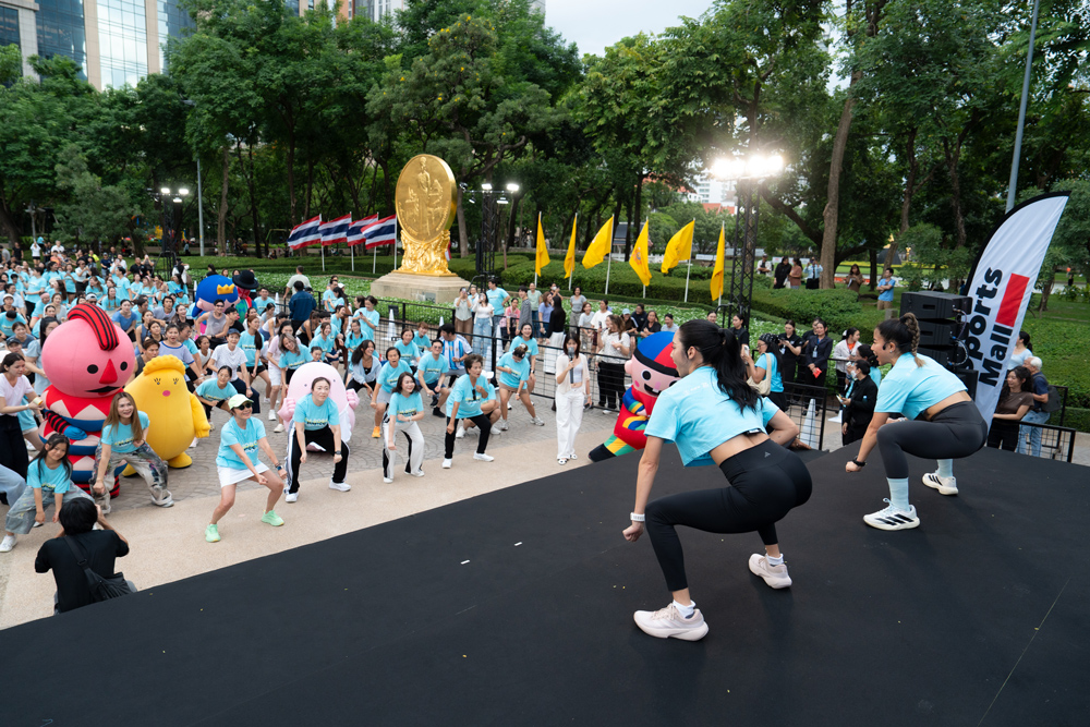 EM-ROBIC DANCE FOR MOM @BENCHASIRI PARK 2026